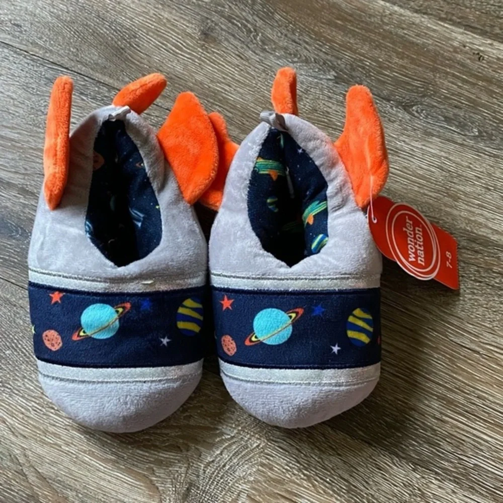 Wonder Nation Slippers Boys Size 7-8 Space Warm Lining‎ Easy On-Off Kids NEW